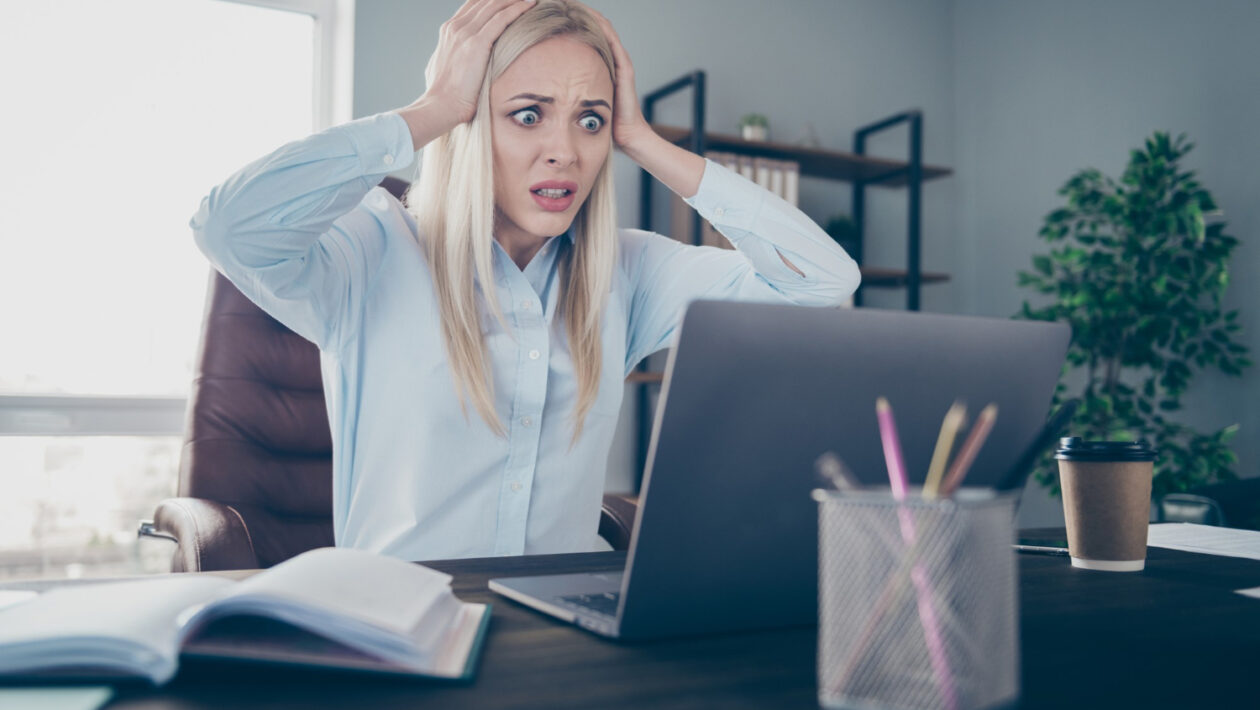 Postup, ako zaobchádzať so zistenými chybami a konať tak, aby sa neopakovali