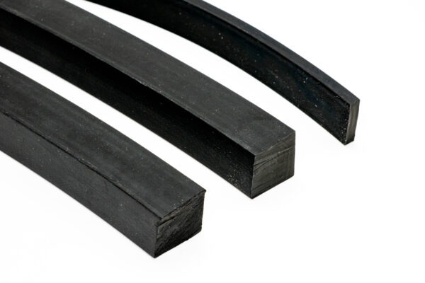 Tesnenia piestnic a piestov a nevyhnutné tesniace riešenia pre hydraulické systémy.